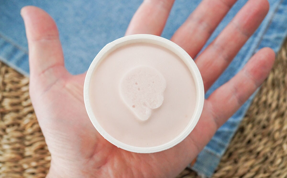 セブン新作アイス、食べる前から超うまい！