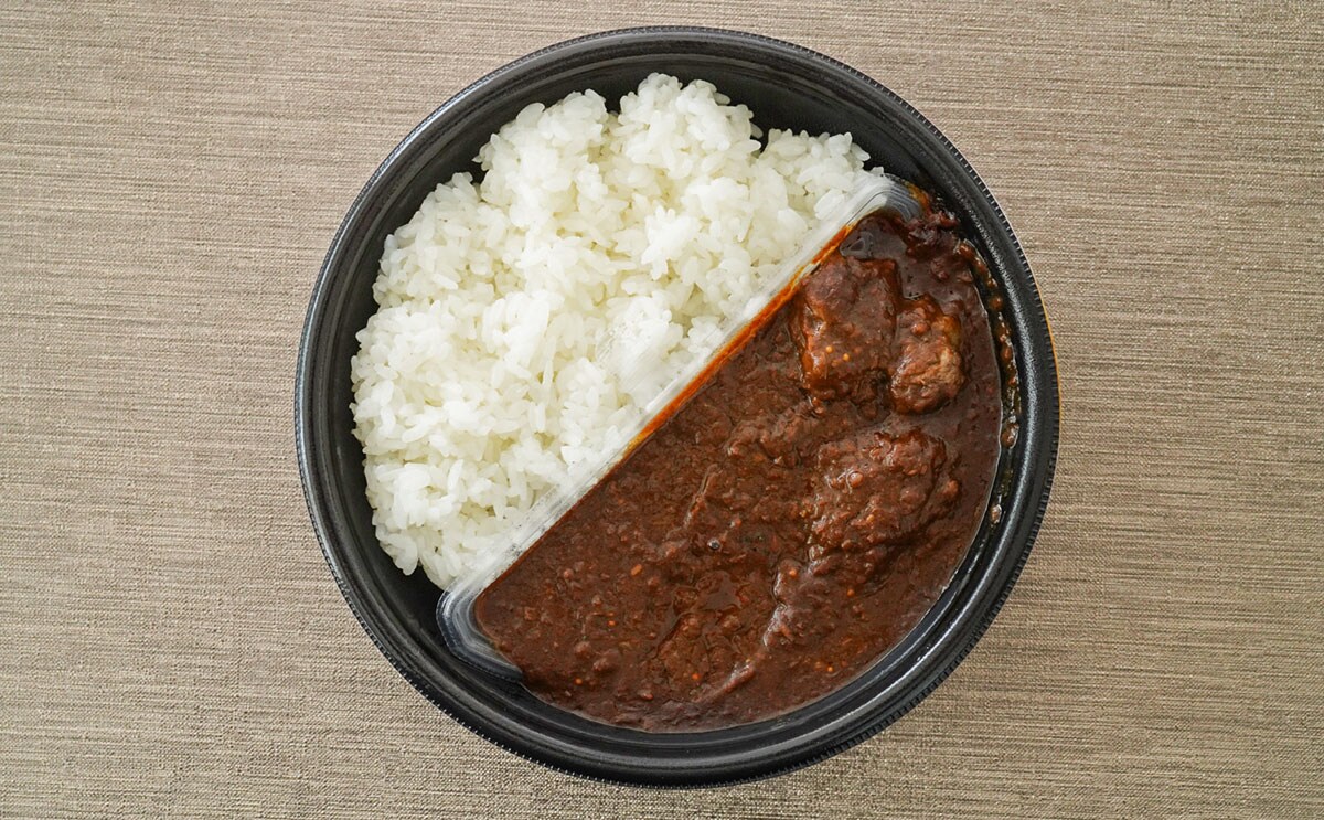 「本格的な味」「元気出そう」セブン銘店監修カレーがうまい