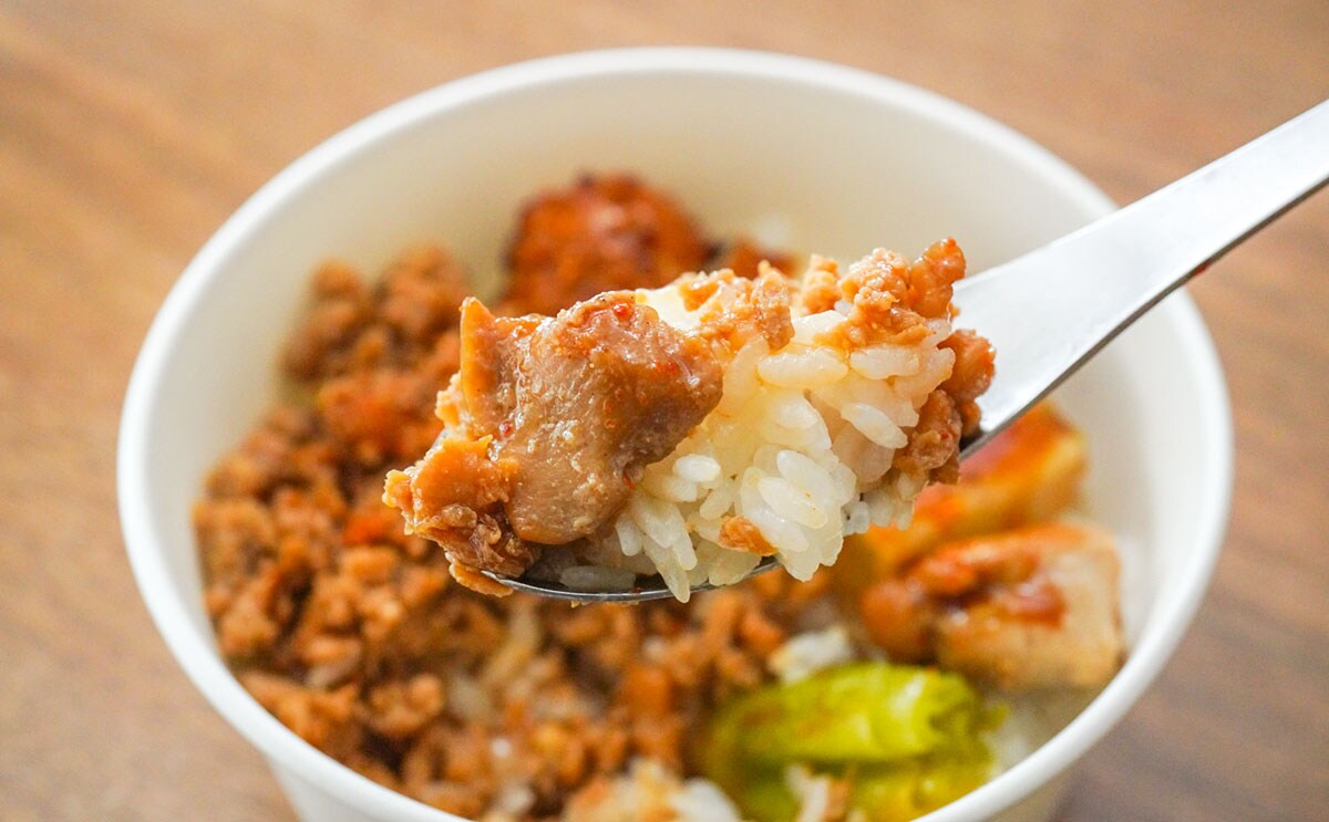 たれで仕上げるセブン新作飯が想像以上にうまい