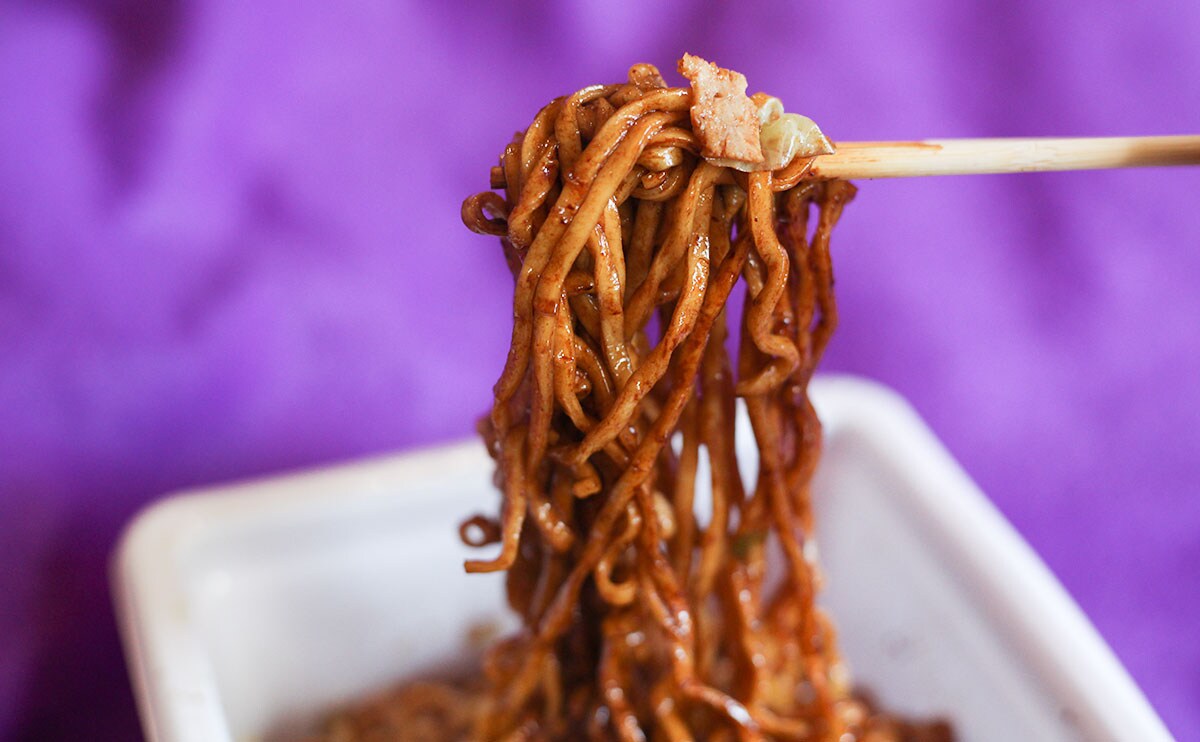 「U.F.O.」が人気韓国グルメを再現！！