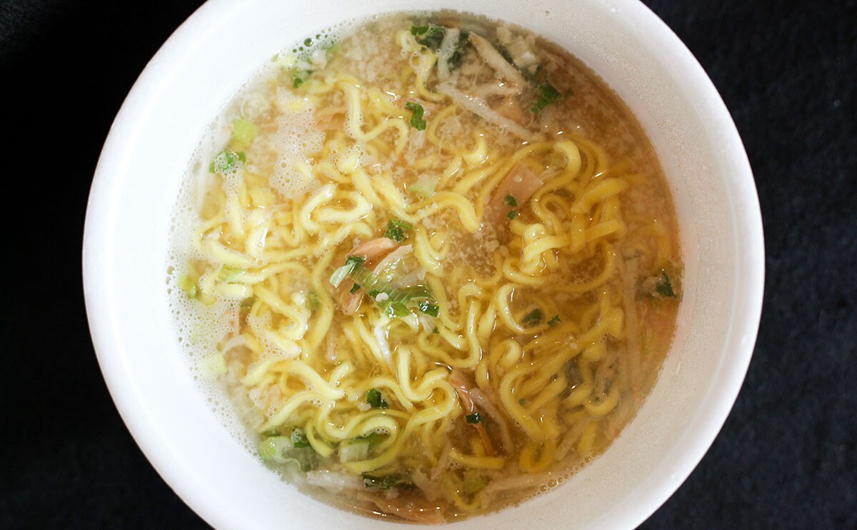 こってりラーメンの人気店「なりたけ」の味をカップ麺で再現