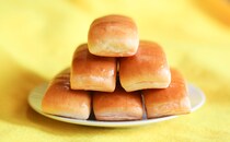 168円で6本入！コスパよすぎなファミマの“地味パン”