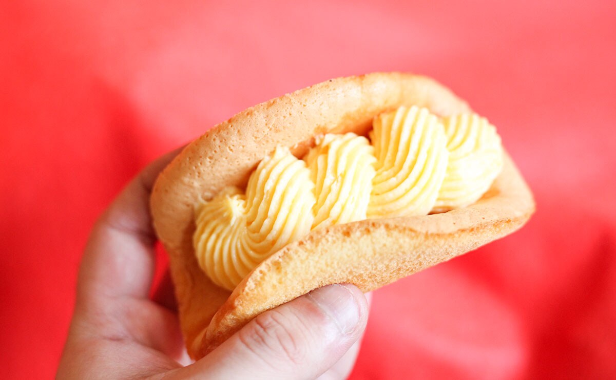 「おいしすぎた」「濃厚」バターが主役の贅沢なローソン新商品とは?