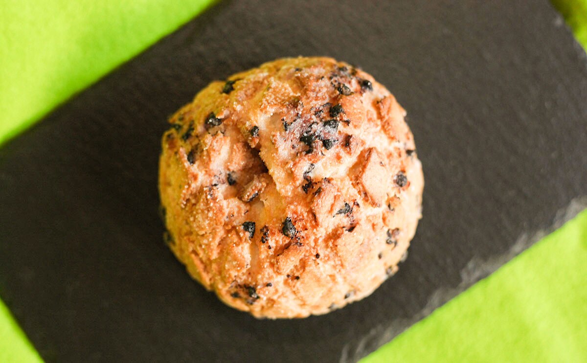 「罪の甘さ」「また絶対食べたい」ローソンの新商品、実はメロンパンじゃない!?