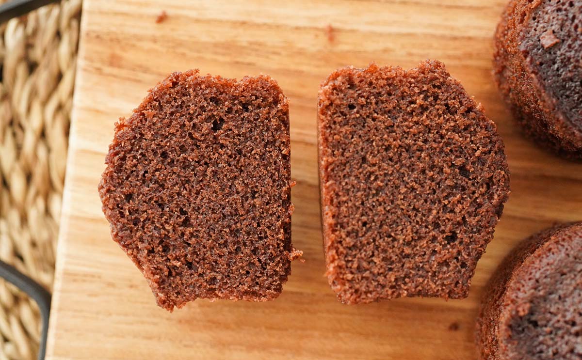 【どハマり確定】セブン4個入り「プチケーキショコラ」が驚くほどうまい