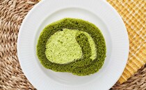 ドラマの味を再現、セブンの新発売ロールケーキが話題に