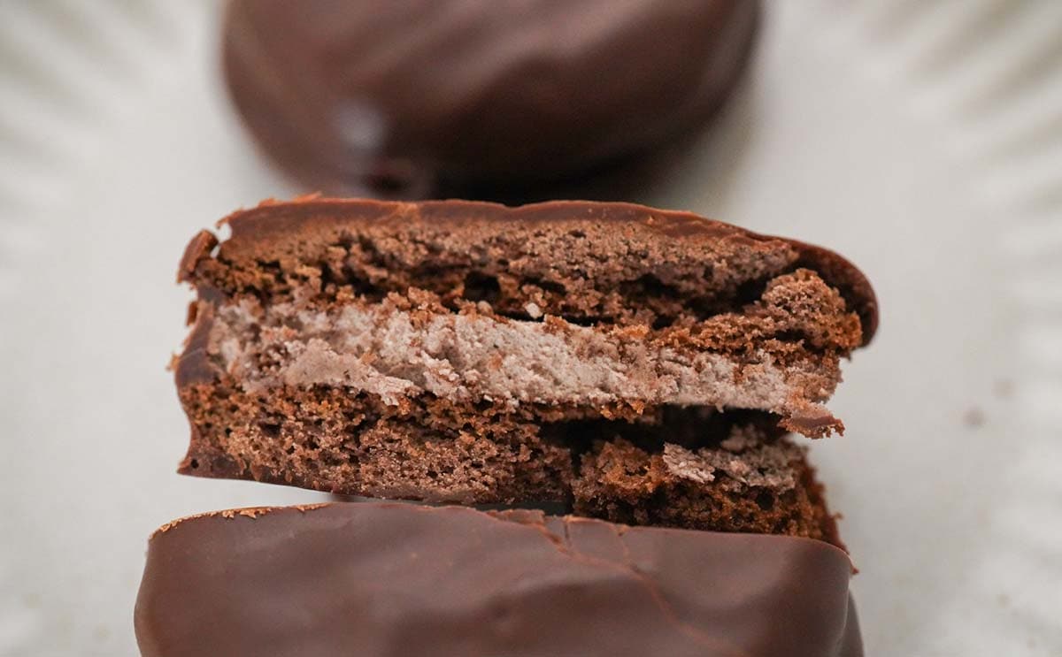 「食べすぎちゃいそう」「マジでおすすめ」初挑戦の『チョコパイ』がクセになる