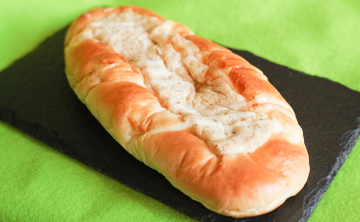 138円!ローソンの王道惣菜パンがボリューミーで好き!