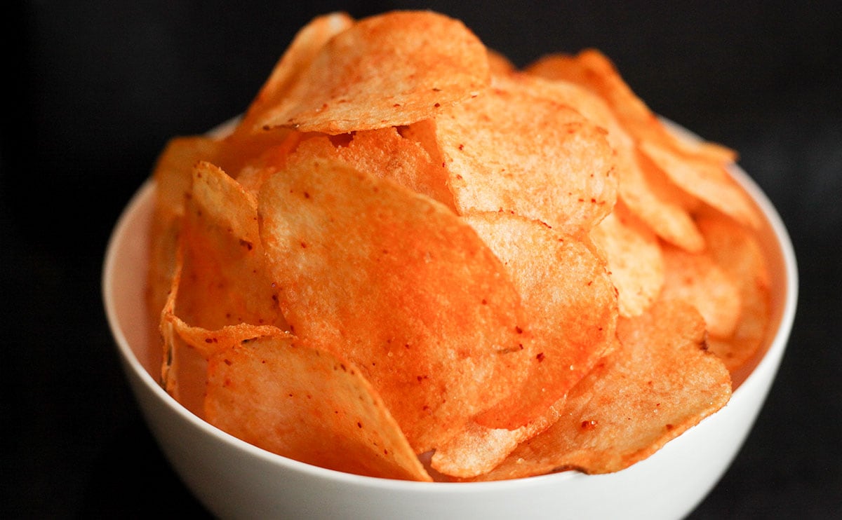 気になる人が続出!ローソンの『脳がバグるポテチ』がマジでバグるやつだった