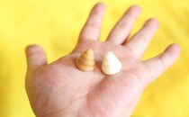 「笑った」「この形…」誤解を生みそうなグミを発見！！