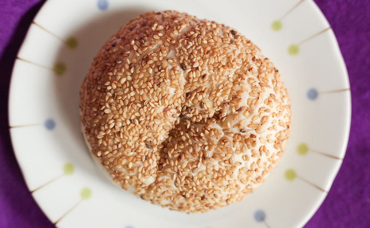 【町中華フェア】119円で巨大な「ごま団子」を食べられる!?