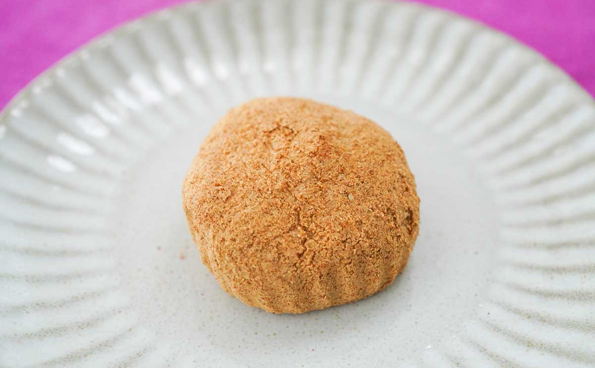 「めちゃおいしい」「もちとろ」セブンに韓国スイーツ登場