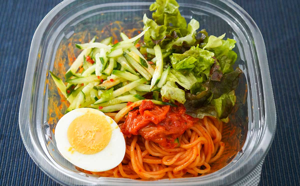 セブンに激うま麺降臨!チルド惣菜をプラスすると最高に