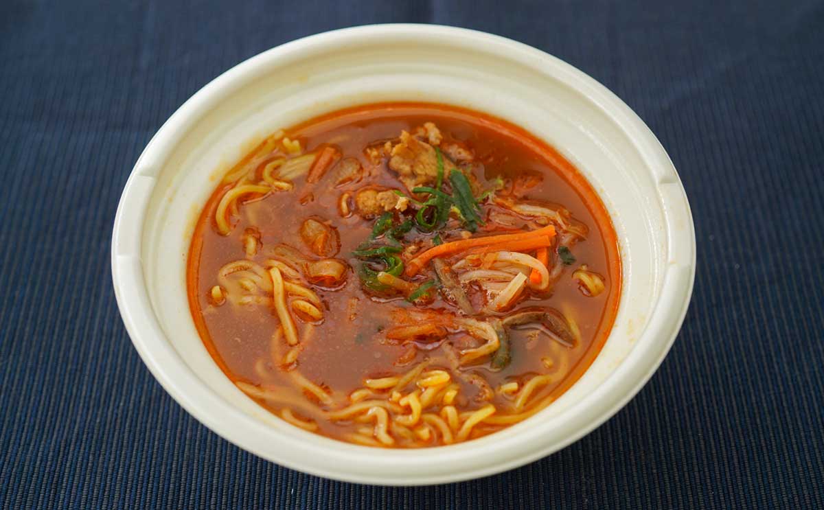 「うますぎでしょ」売り切れだったセブン新作麺をようやくゲット!