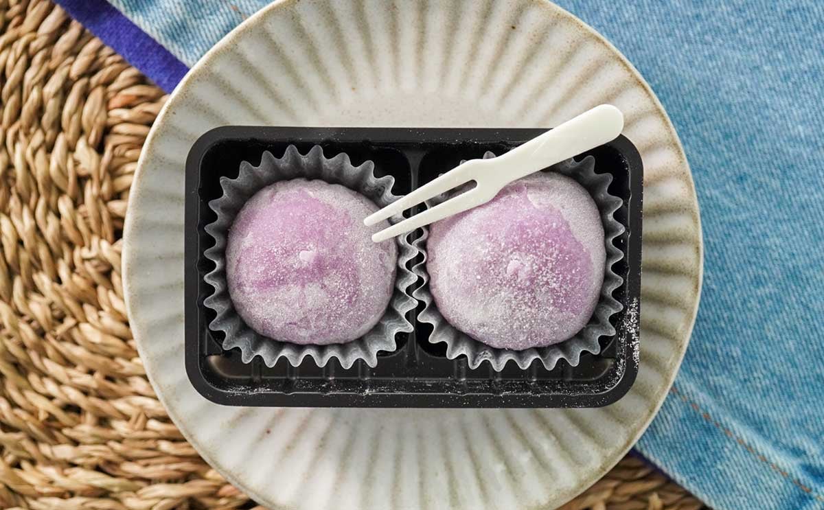 「よくわかんないけどおいしい」セブン新発売スイーツは紫色に