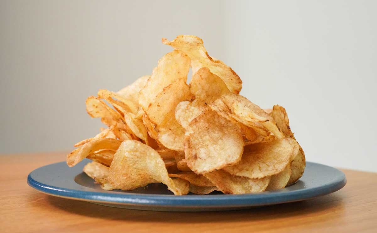 「すき焼きみたい」「まとめ買いする」全国発売の【湖池屋】ポテトチップスとは