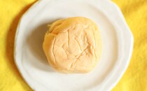 もはや飲み物では!? ファミマの『クリームパン』は一瞬で消える！