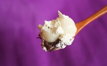 「ハマってる」「めっちゃおいしい」人気のファミマスイーツが帰ってきた