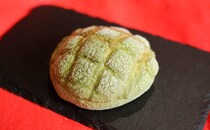 『森半』コラボ第3弾。ローソンの“緑のメロンパン”を食べてみた