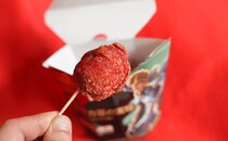 「また食べたくなる」「辛うま」新作の『からあげクン』は中毒性あり!?