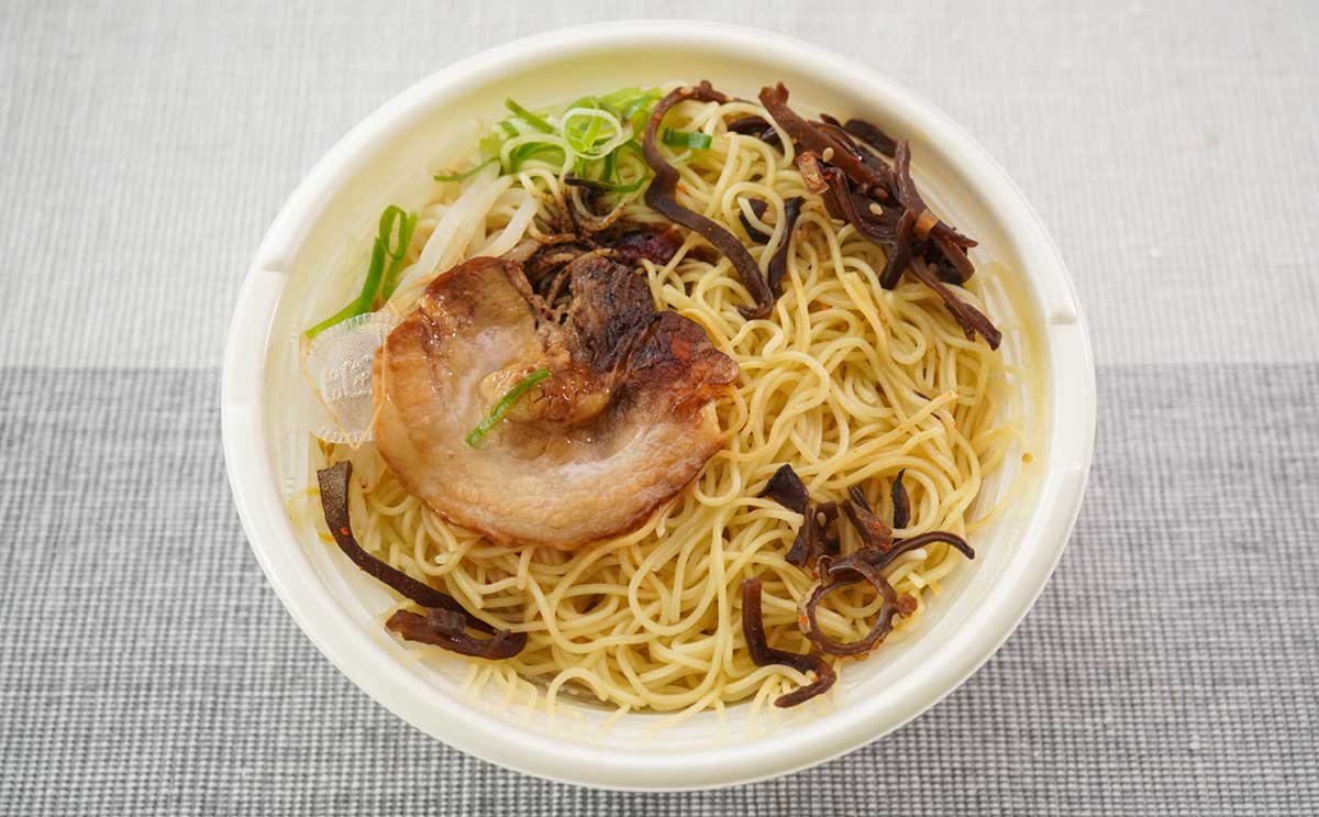 超人気店監修【セブン】新発売ラーメンは最後の一滴まで飲み干したい