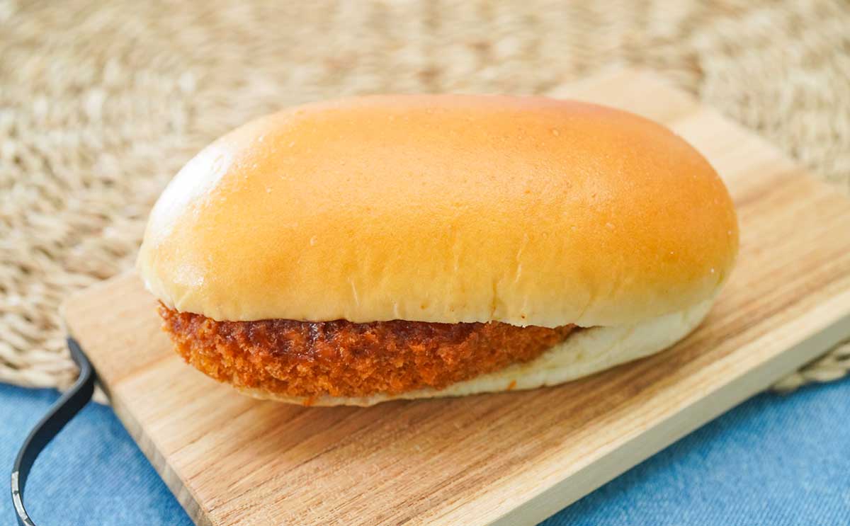 「毎日食べたい」「いつも買っちゃう」セブン惣菜パンがズシッと重い