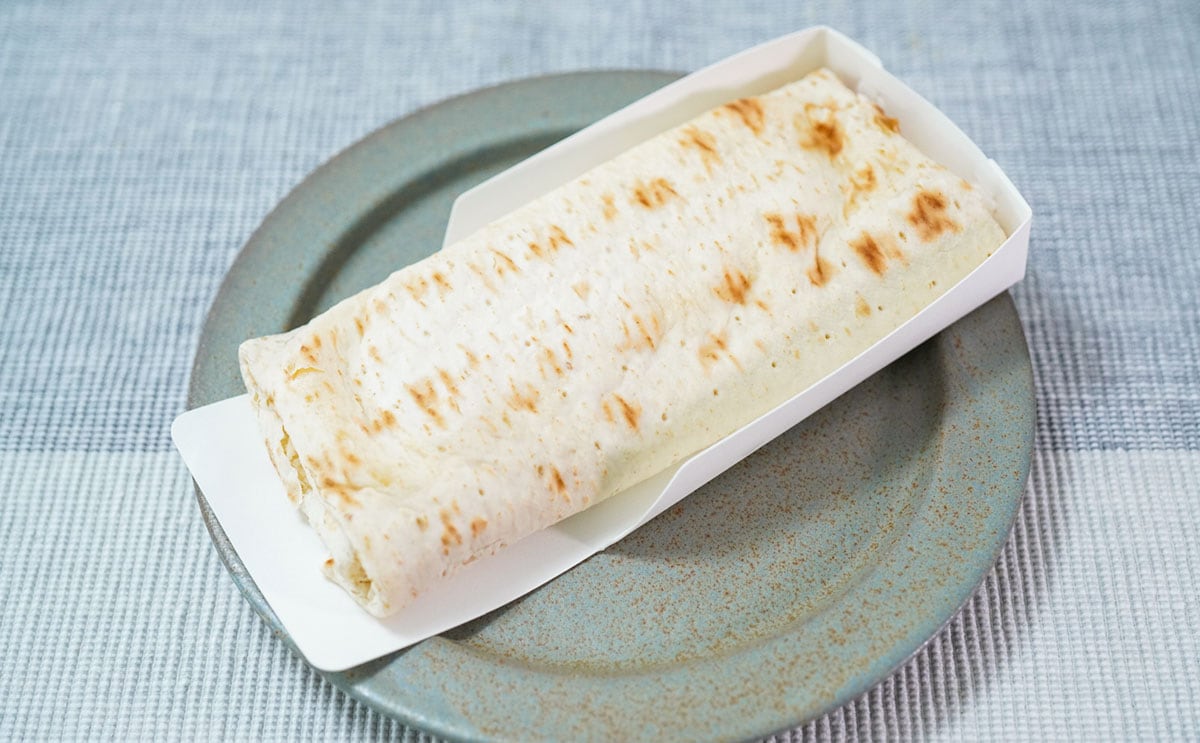 「他では満足できない」「なくなった?」大量チーズがあふれ出る【セブン】人気商品が発売に
