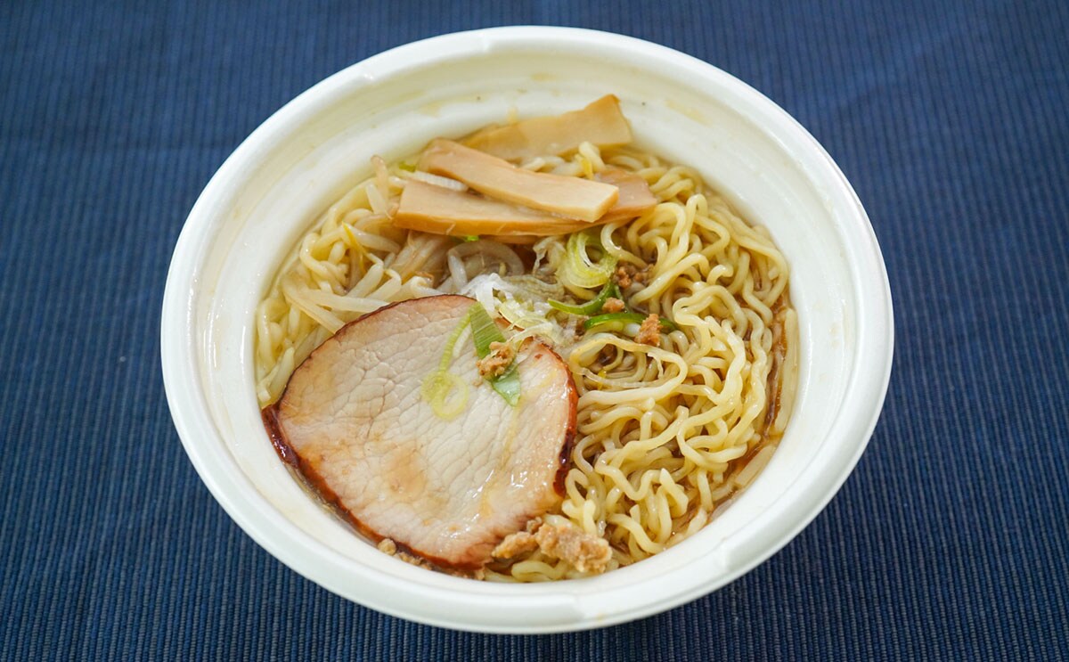 「本格的な味」「スープうまいな」新発売【セブン】ラーメンは旨みがスゴい