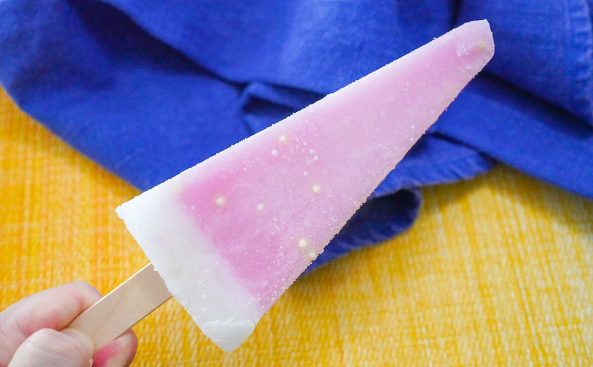 「普通にうまい」「え、かわいい」ピンク色の【スイカバー】が話題に