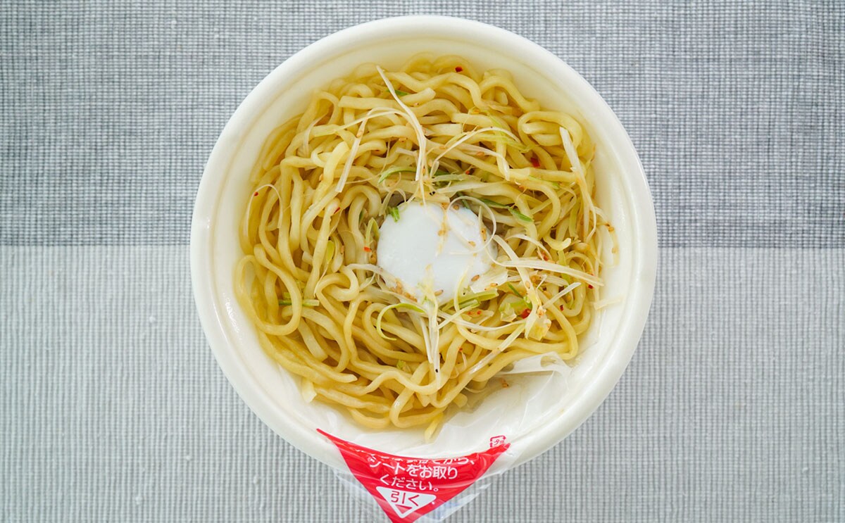 「めっちゃうまい」「毎日食べたい」【セブン】新作麺は食べごたえアリ