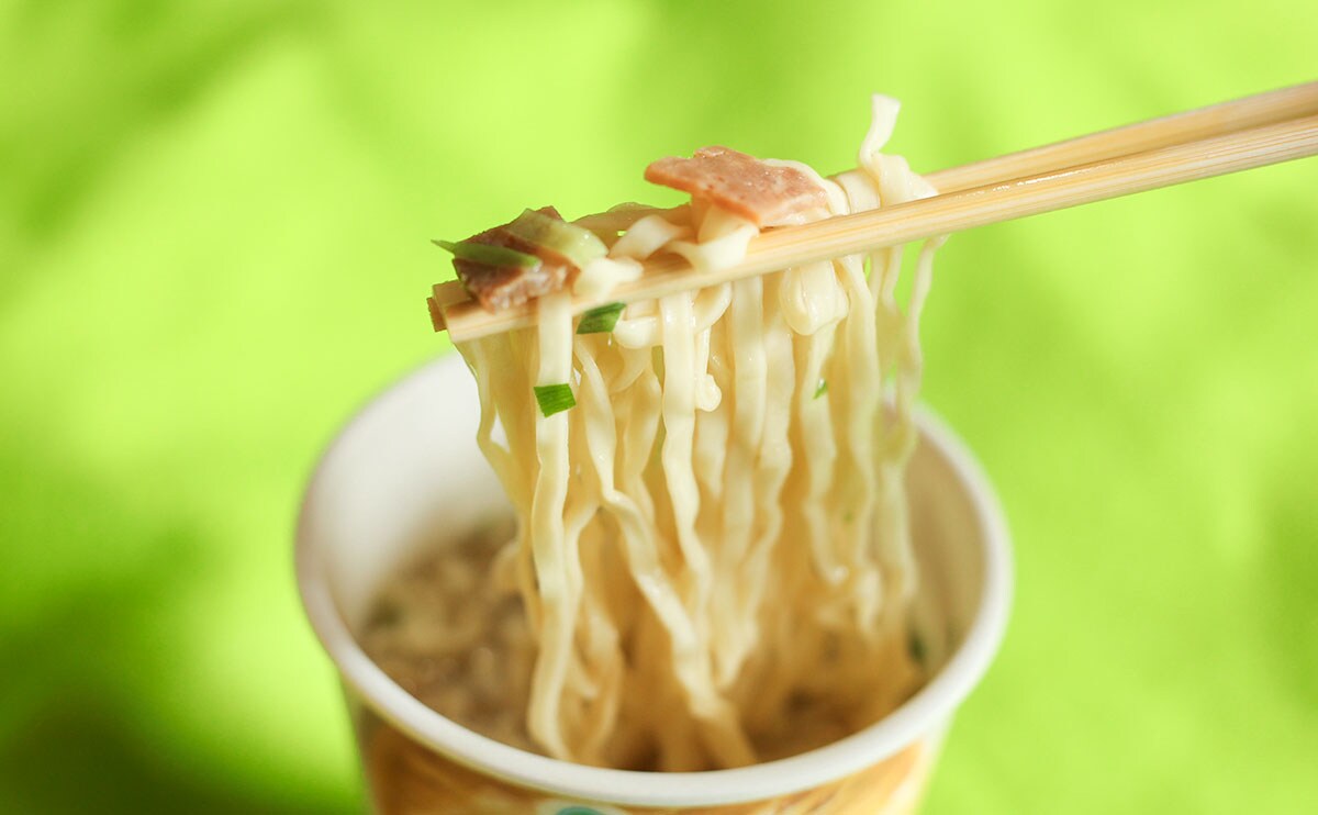 【258円】最後の一滴までおいしいファミマの『カップ麺』