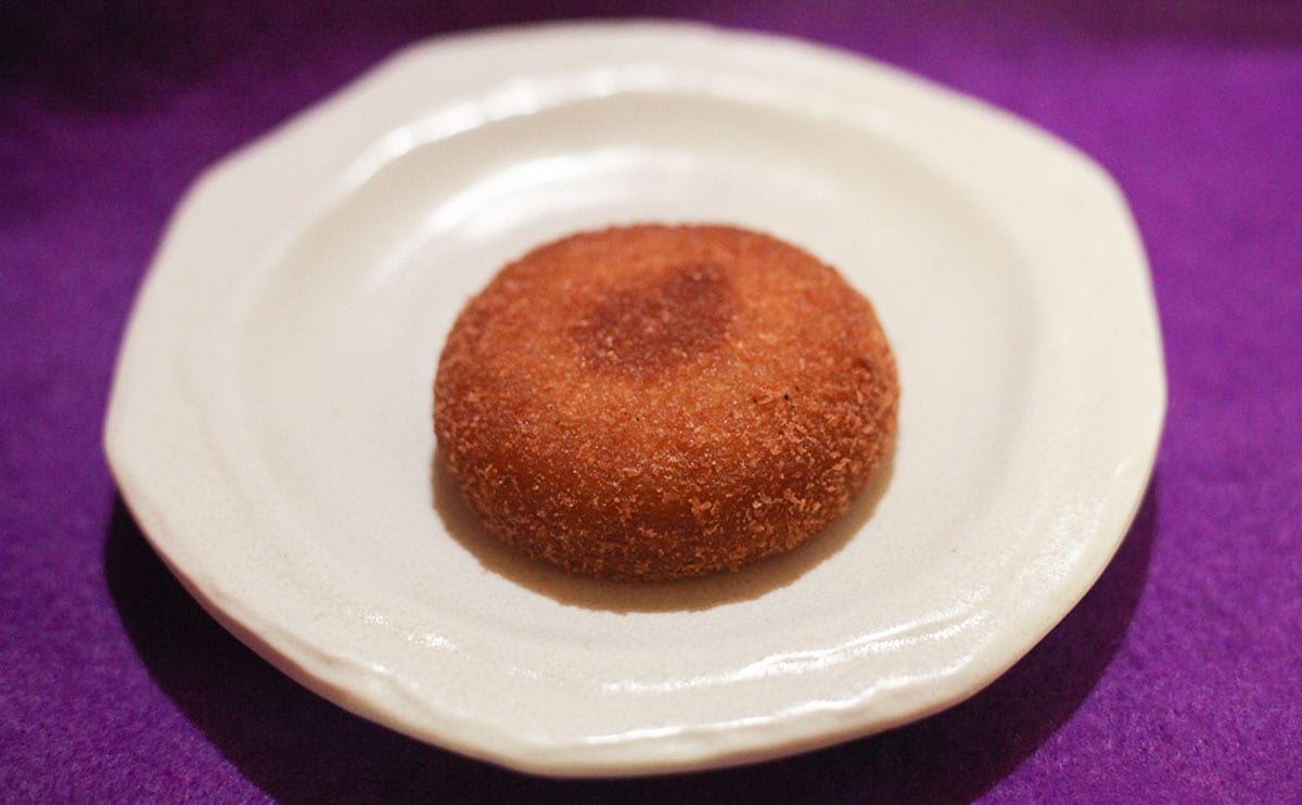 「やっぱ最高」「秒で食べた」ファミマの人気『ホットスナック』が復活