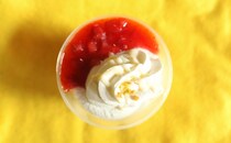 “追い練乳”しちゃう人も。「甘党大歓喜」と噂の【ファミマ】新商品