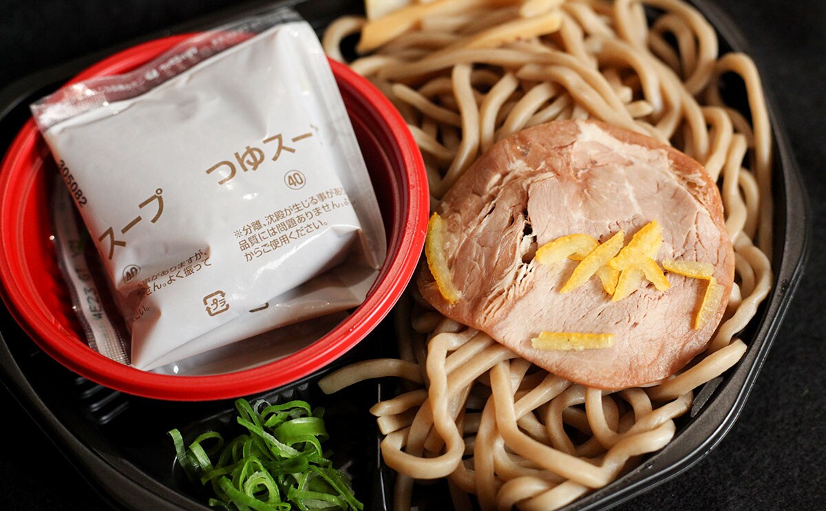 【限定】ファミマなら「中華蕎麦うゑず」の味を並ばずに食べられる！