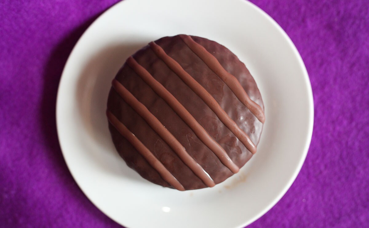 「満足」「うますぎる」ローソン新商品はでっかい『チョコパイ』？