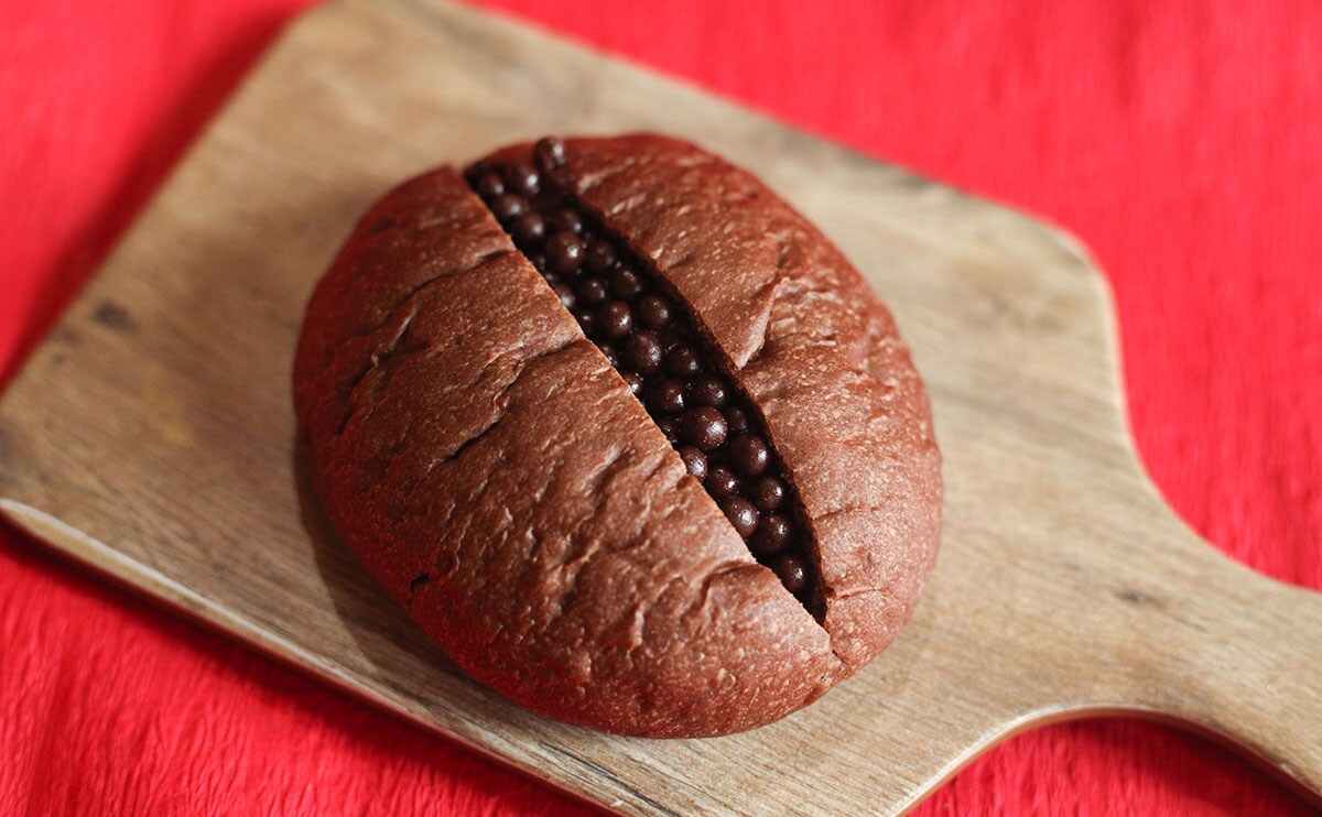 【ローソン】「満足度高い」「食感が楽しい」ちょっと怖い“ブツブツ系”パン登場