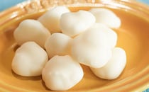 「かわいい」の声続々。シマエナガの『ふわもふグミ』がヒットの予感ビンビン！