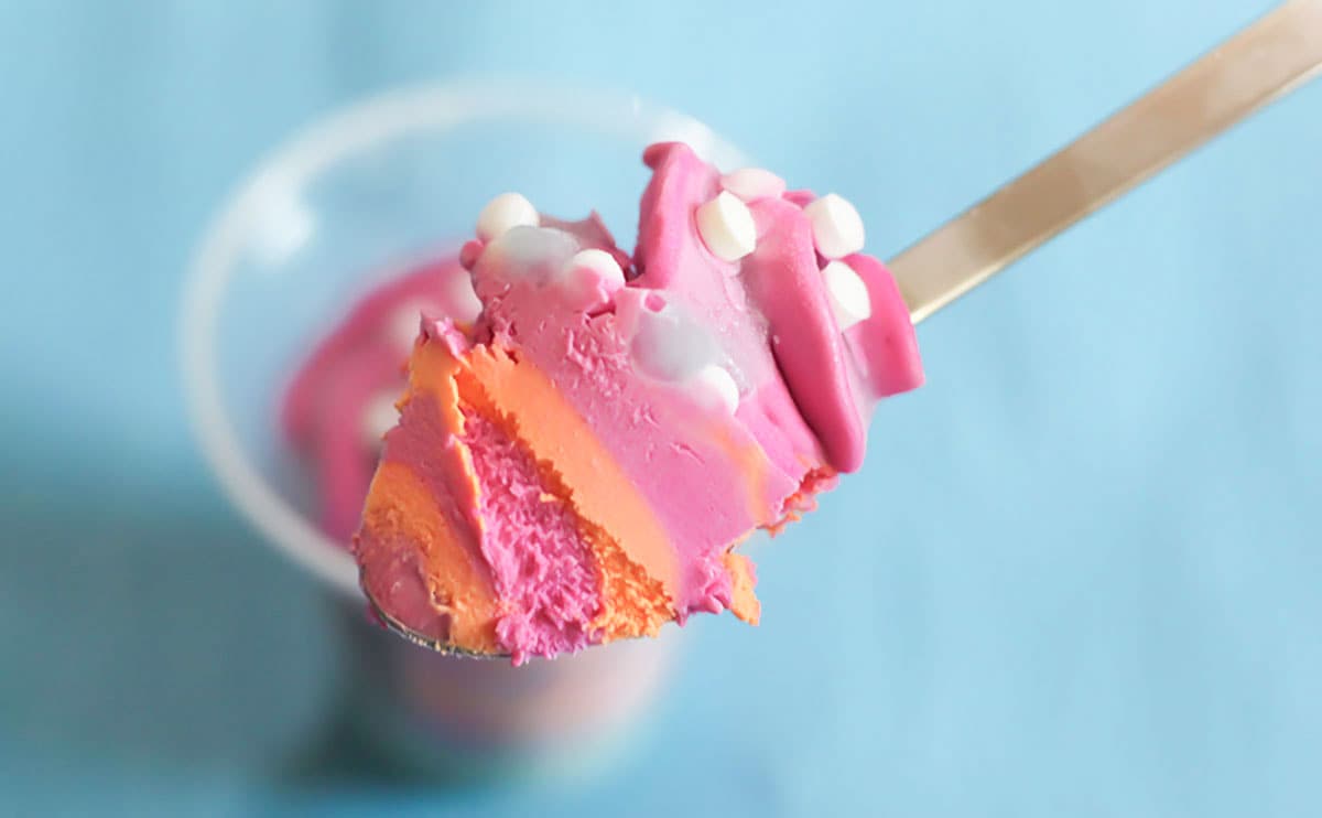 【ローソン】『MOIC』コラボのアイスがド派手で好き