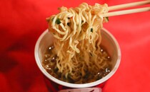 「クセになる」話題の韓国グルメをカップ麺で再現【ローソン限定】