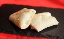 279円で楽しめる高級食材。【ローソン】の『ピザロール』に新作登場