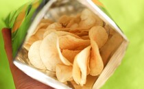 【ローソン限定】一度食べたら“やみつき”に!? 韓国発の『ポテチ』を食べてみた