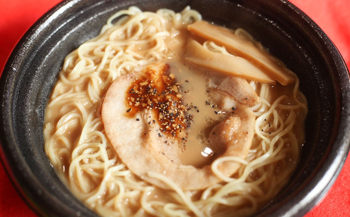 人気店の味を【ローソン】で。646円もするけどおいしいチルド麺