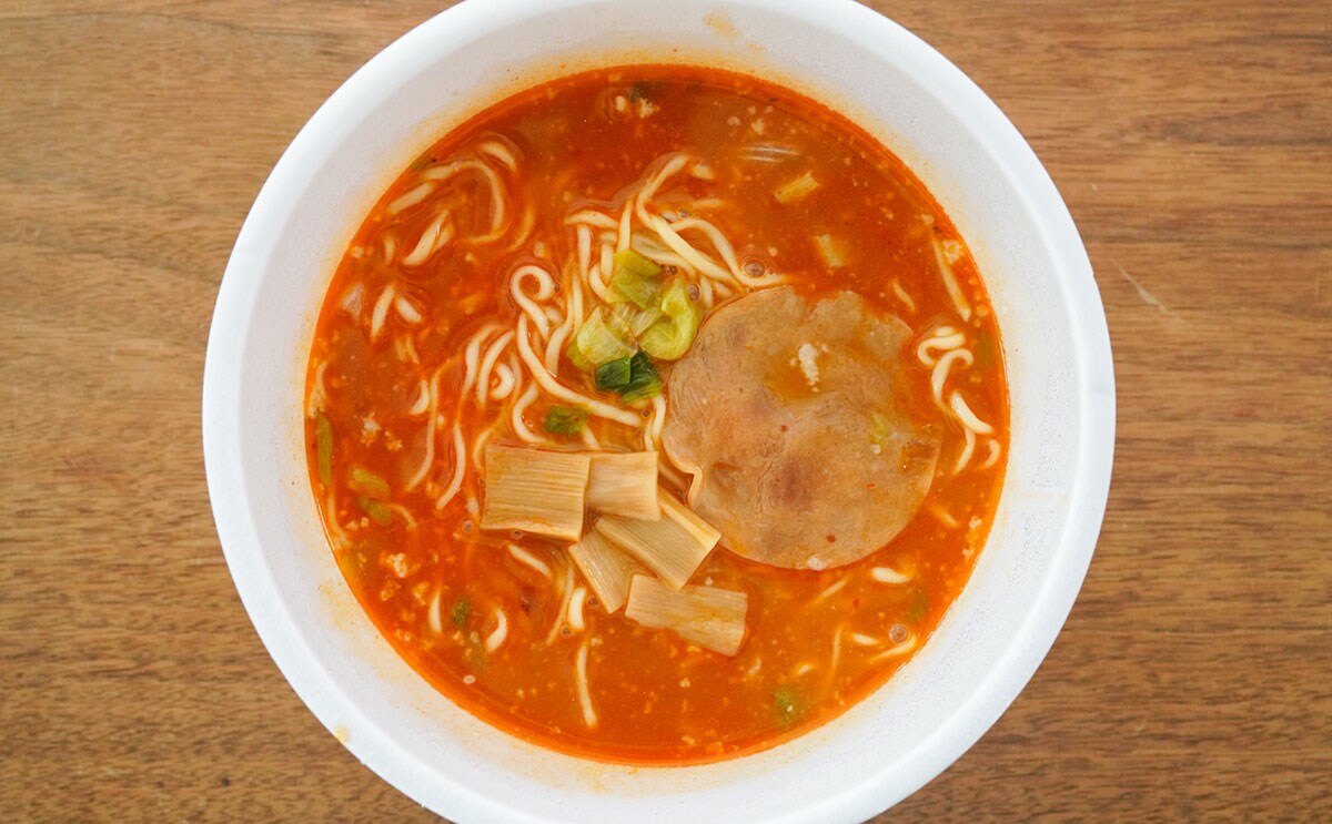 「下手なラーメン店よりうまい」「間違いない」【東洋水産】新発売カップ麺は白飯がほしくなる【おすすめ3選】