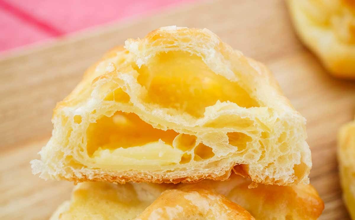 【セブン】4個入りで150円以下！安いのにウマい新作パン