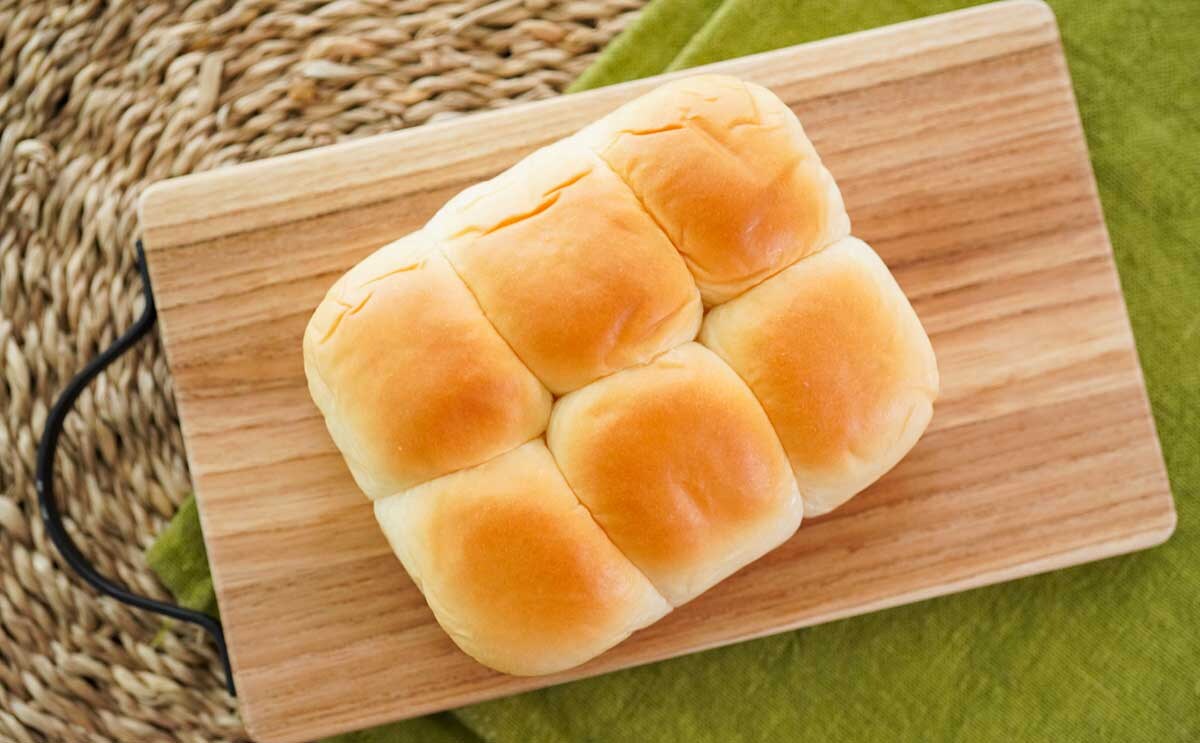 「中身が違う」「食べてびっくりした」【セブン】人気パンに新作登場