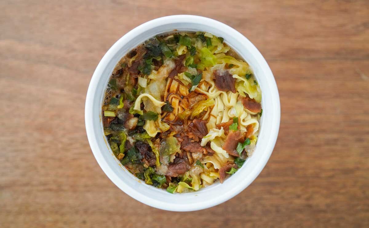 「完飲した」「普通にうまい」【セブン】で買える人気店監修のカップ麺とは