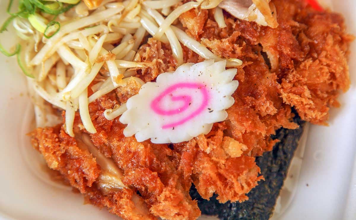 「何なのウマすぎ」「意外と相性抜群」【かつや】新商品が話題に