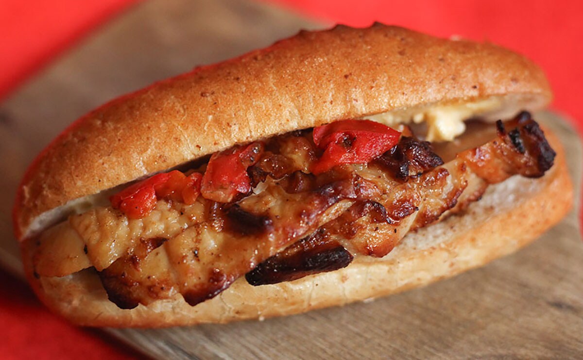 「有名店並み」「めっちゃおいしい」【セブン】人気商品の復活に歓喜