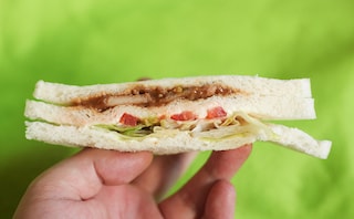 「まさに最強」と話題。『呪術廻戦』の“最強コンビ”をサンドイッチで表現