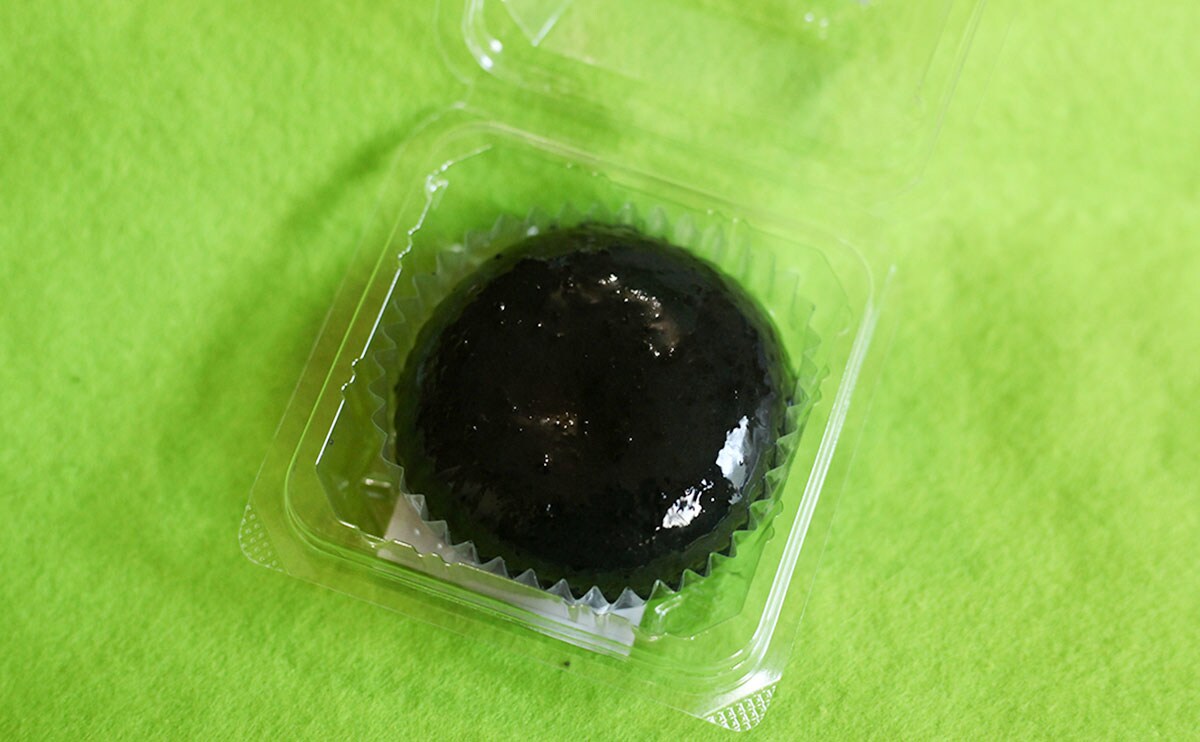 「おいしすぎる」「ぷるぷる」【ファミマ】の“黒い物体”が予想外のおいしさだった